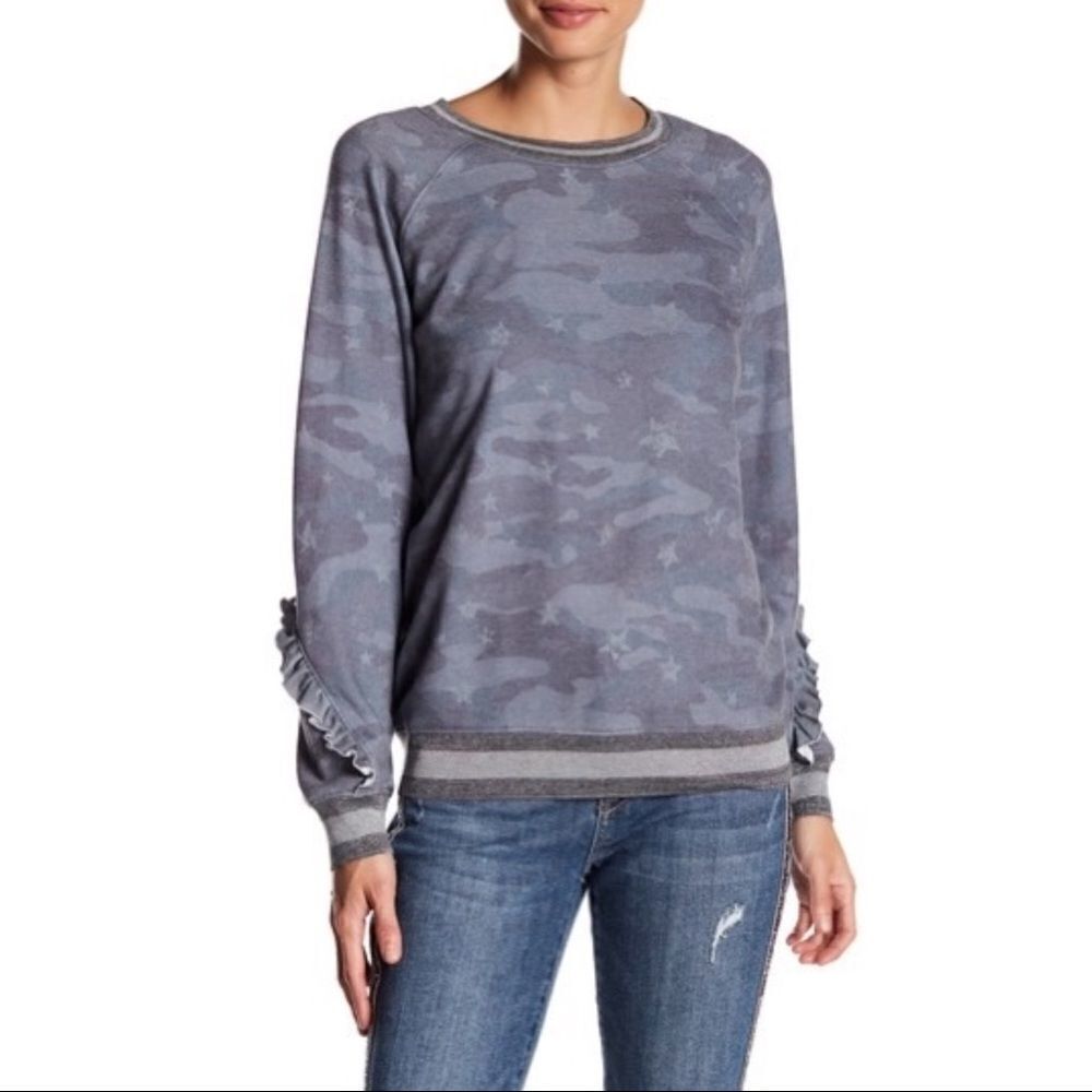 ✨ Ruffle Sleeve Camo Print Sweatshirt✨
